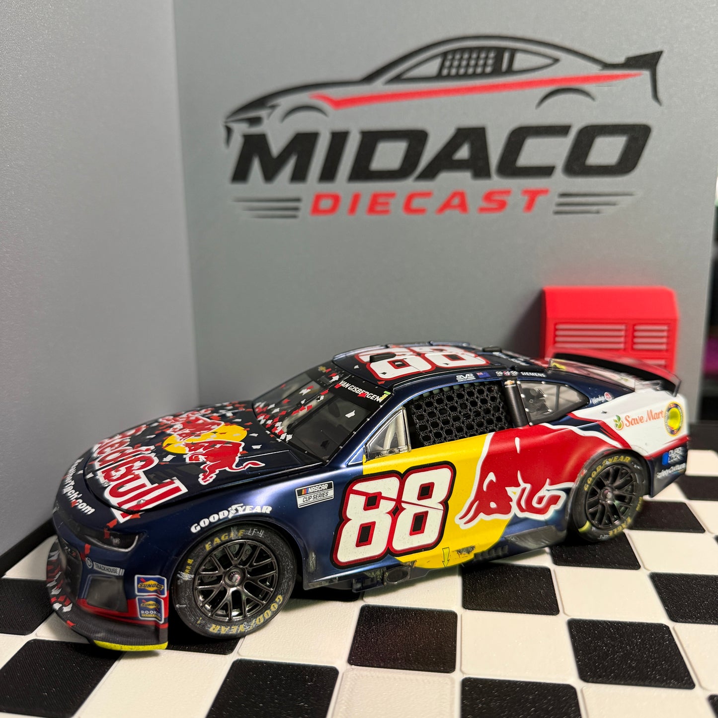 Shane Van Gisbergen 2025 Red Bull / Sonoma Win 1:24 Liquid Color Nascar Diecast