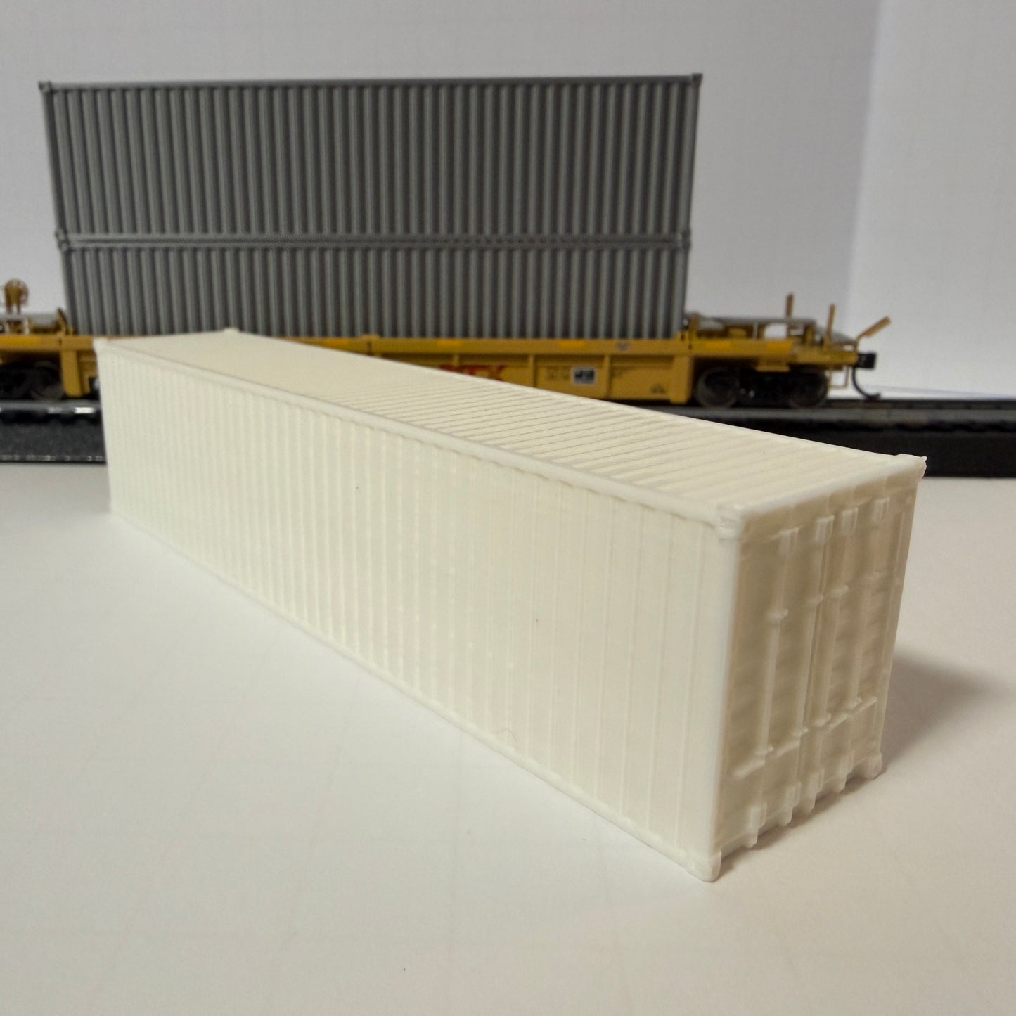 HO Scale 40' Shipping Container - International Intermodal - 1 Container