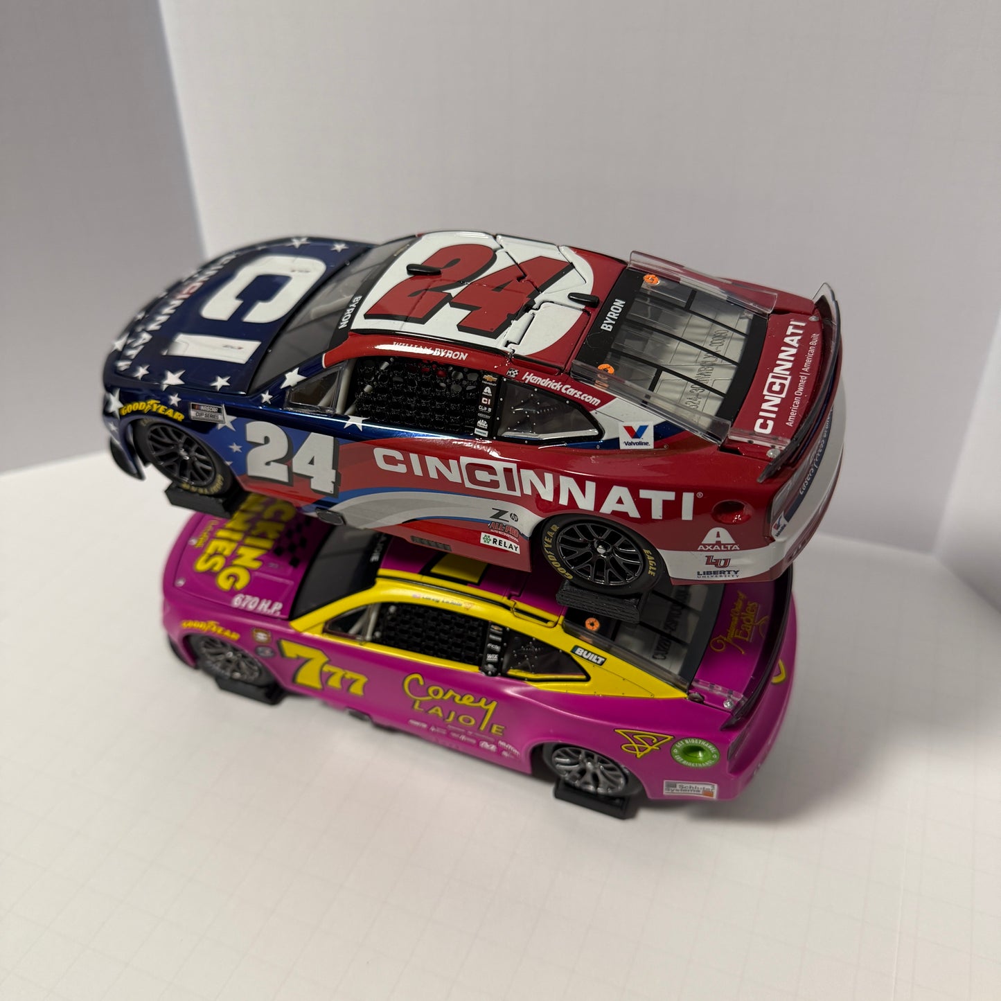 NASCAR 1/24 Diecast Stand - Two Tier