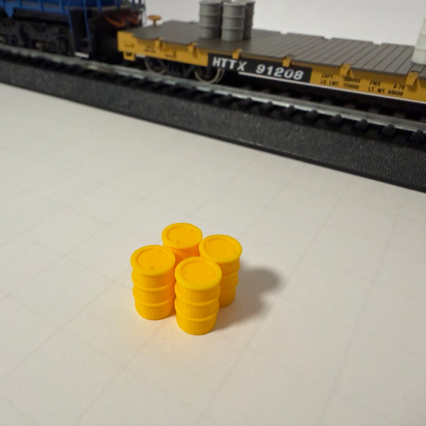 HO Scale 55 Gallon Drum Oil Barrel - Set of 20 - Multiple Colors