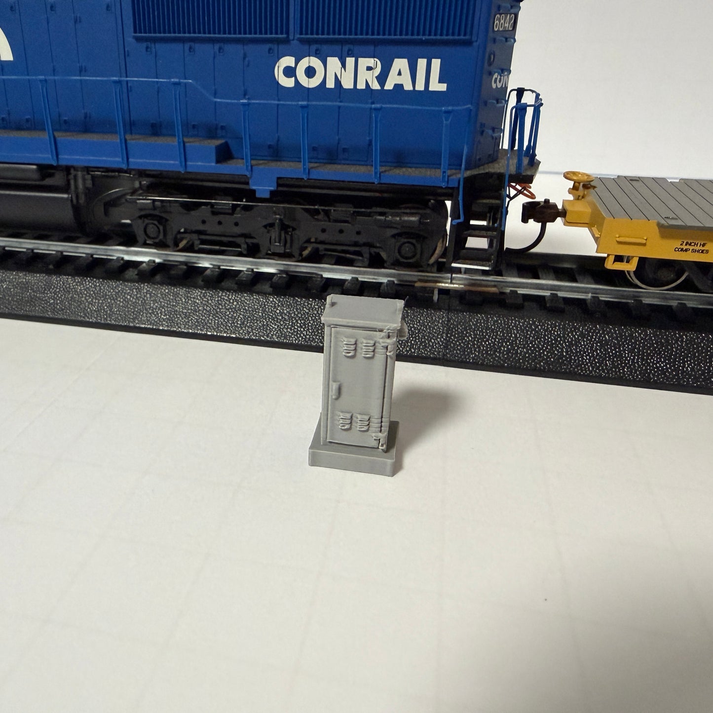 HO Scale Single Door Signal Cases - Set of 3