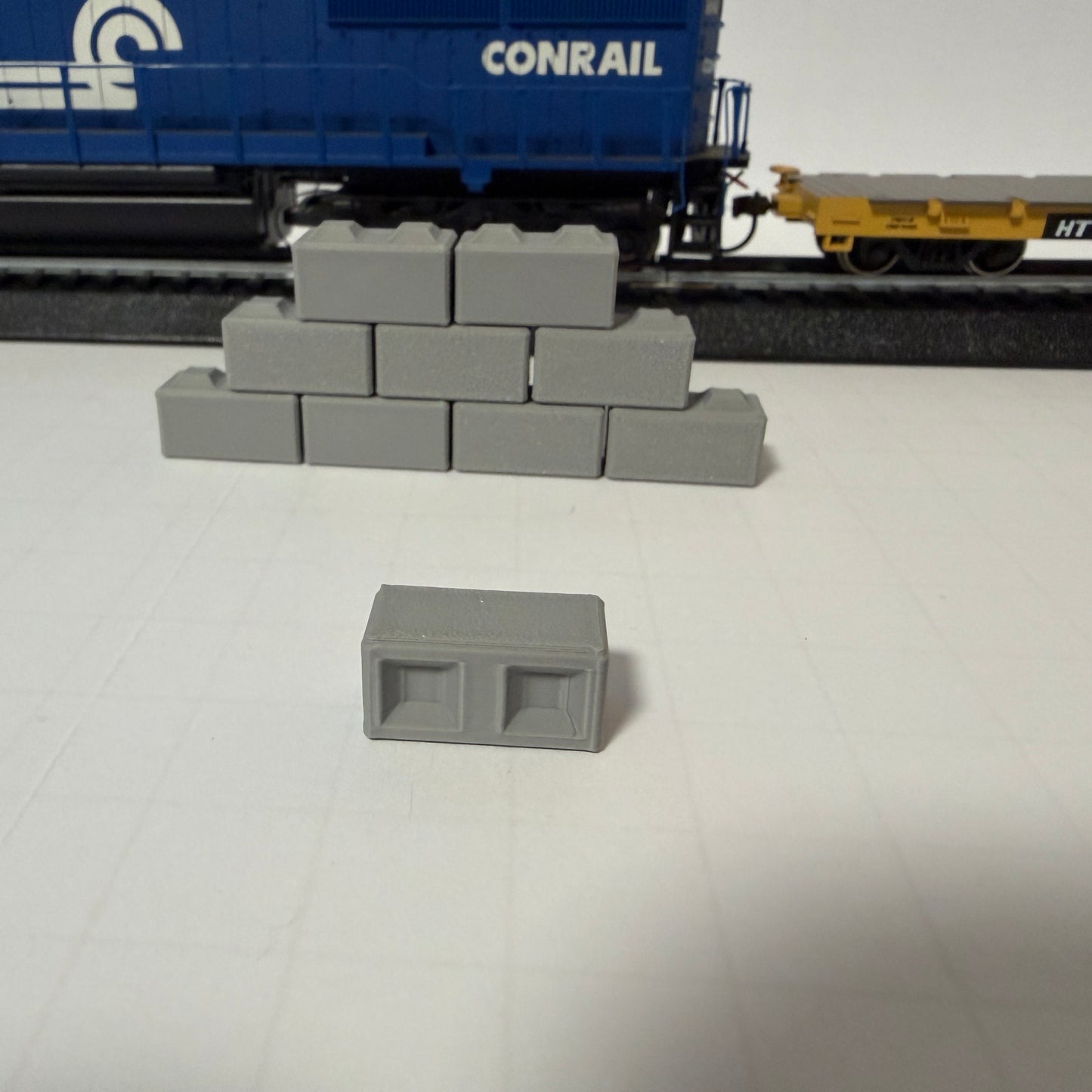 HO Scale Wall Blocks - Set of 10